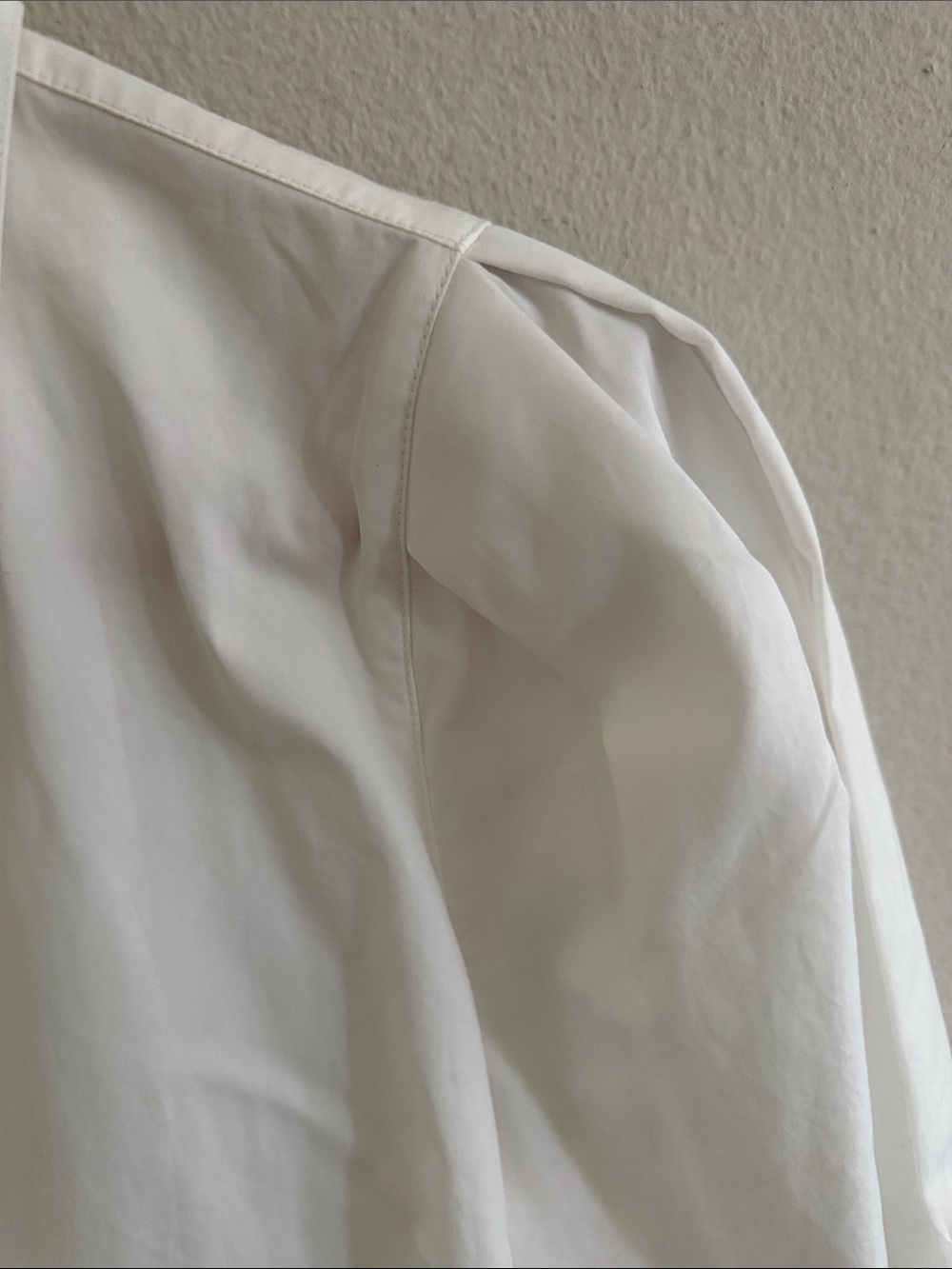 Lafayette 148 White Button Down Size 6 - Picture 6 of 7
